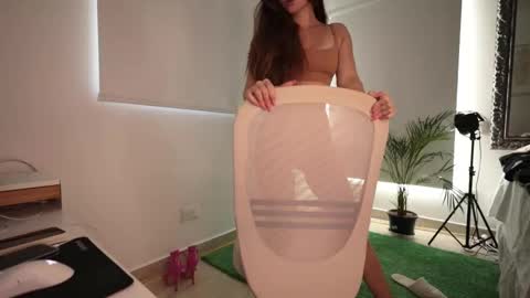 alicealberts online show from September 10, 9:04 pm