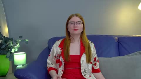 Alice online show from September 25, 6:44 pm