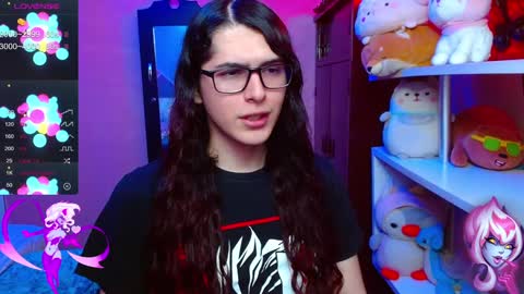 Snapshot of alicebathory_ chatting on December 17, 10:54 pm Alice Bathory online show from December 17, 10:54 pm