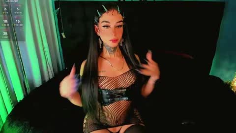 Alice online show from April 12, 9:31 pm