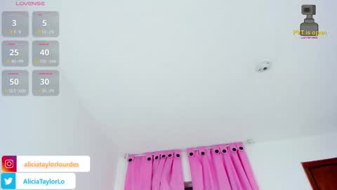 Juli   online show from February 5, 3:13 am