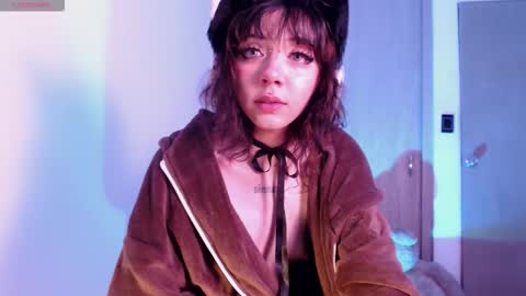 Alice  online show from October 10, 2:54 am