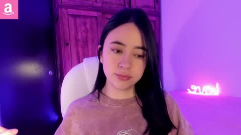 Snapshot of alicee_2 chatting on March 1, 4:11 pm Aliceee .. 97YP9VWGZHrefnav wishlist lists 1 online show from March 1, 4:11 pm