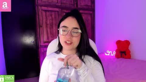 Aliceee  ..   97YP9VWGZHrefnav wishlist lists 1 online show from April 6, 11:05 pm