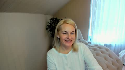 Snapshot of alicee__grace chatting on December 31, 9:31 am Alicee online show from December 31, 9:31 am