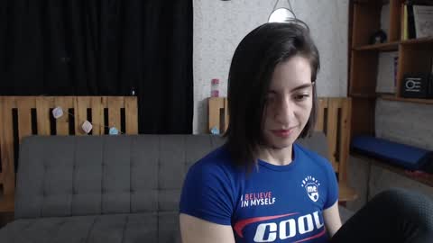 alicee_logan_ online show from January 8, 1:53 am