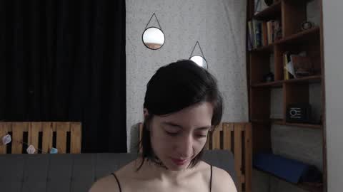 alicee_logan_ online show from January 15, 2:49 am