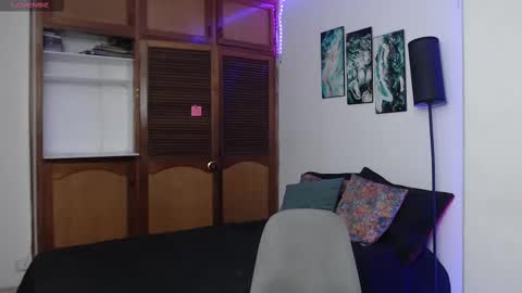 alicee_logan_ online show from October 3, 1:57 am