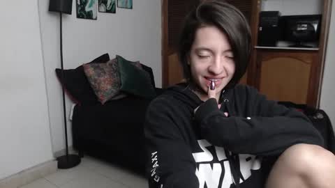 alicee_logan_ online show from January 10, 2:13 am