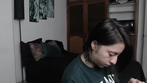 alicee_logan_ online show from January 16, 2:26 am