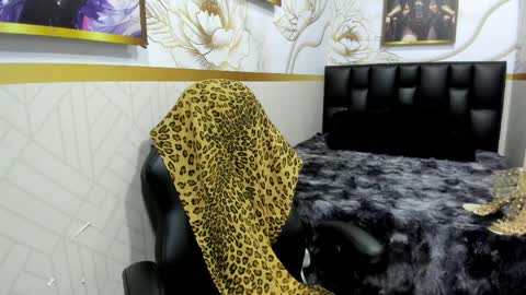 alicee online show from April 9, 7:52 pm