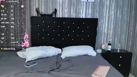 alicee_moonn online show from November 25, 9:04 pm