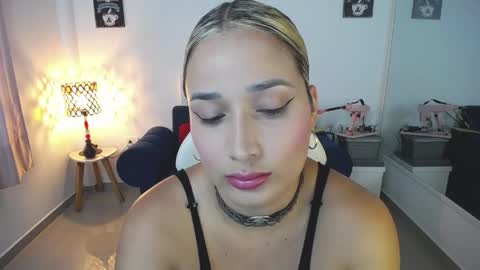 Snapshot of alicee_wild_ chatting on April 7, 10:53 pm Alicia 1000 PM - 600 AM COLOMBIAN TIME online show from April 7, 10:53 pm