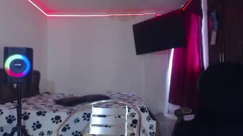 Snapshot of aliceesmiths chatting on September 11, 6:41 pm aliceesmiths online show from September 11, 6:41 pm