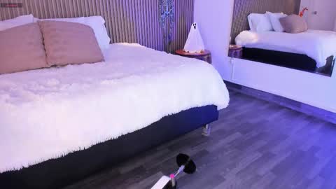 Alice  online show from October 29, 4:15 am