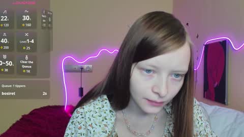 Alie online show from October 8, 1:25 am