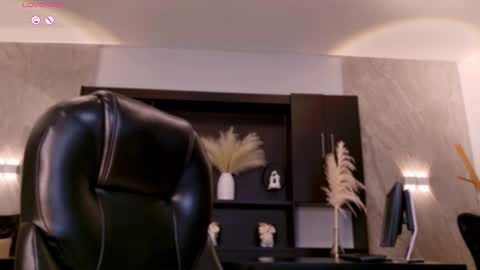 Snapshot of aliceharperx chatting on March 5, 9:16 am Alice online show from March 5, 9:16 am