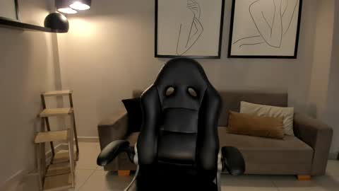 Snapshot of aliceharperx chatting on September 18, 7:05 pm Alice online show from September 18, 7:05 pm