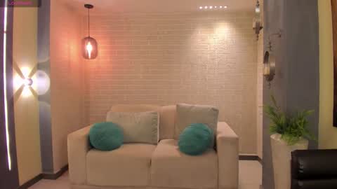 Snapshot of aliceharperx chatting on October 11, 12:15 pm Alice online show from October 11, 12:15 pm