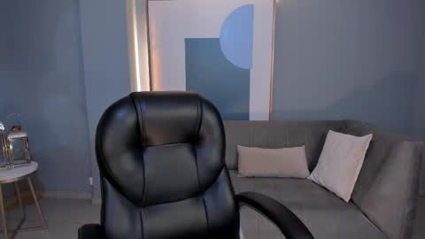 Alice online show from December 21, 3:19 pm