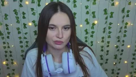 Snapshot of aliceimonta chatting on February 21, 12:17 pm aliceimonta online show from February 21, 12:17 pm