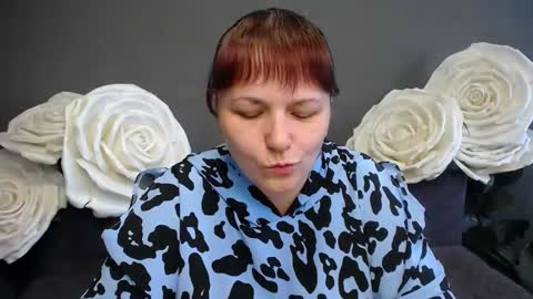 Snapshot of aliceinks chatting on September 14, 6:56 am AliceInks online show from September 14, 6:56 am