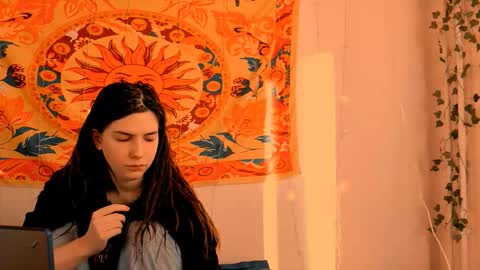 Alice online show from March 24, 5:01 am