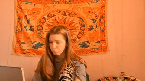 Alice online show from April 5, 5:04 am