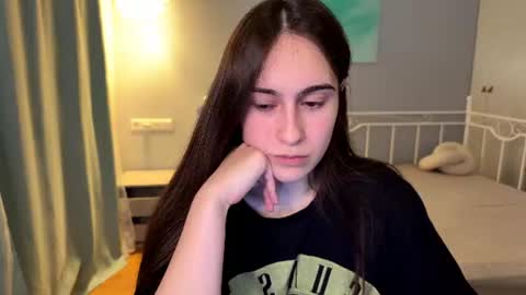 Snapshot of alicekollt chatting on June 30, 9:05 pm alicekollt online show from June 30, 9:05 pm