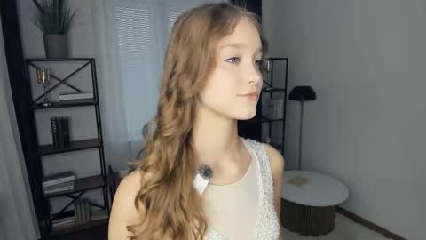 Serena online show from November 14, 7:40 am