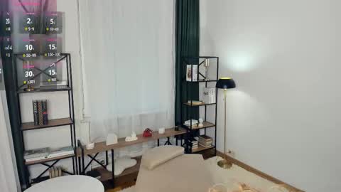 Serena online show from December 3, 8:00 am