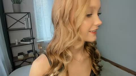 Serena online show from March 7, 8:33 am