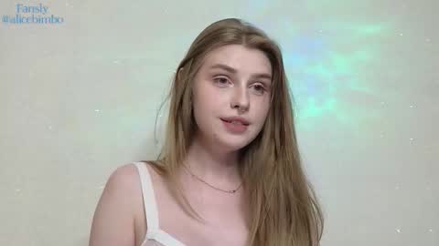 Snapshot of aliceparis69 chatting on September 18, 6:21 pm Alice online show from September 18, 6:21 pm