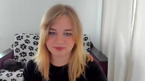 Snapshot of alicepopsy chatting on June 18, 10:09 am Alice online show from June 18, 10:09 am