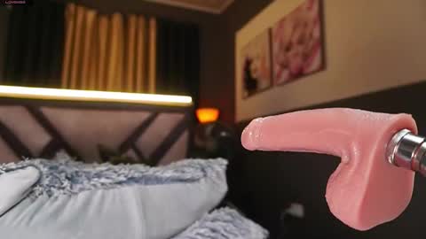 alicetaylor_1 online show from March 13, 10:05 pm