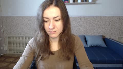 Alice online show from December 10, 7:05 am