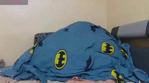 Snapshot of alicewoolfy chatting on February 9, 8:02 pm AliceWoolfy online show from February 9, 8:02 pm