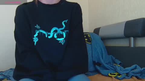 AliceWoolfy online show from April 24, 7:49 pm