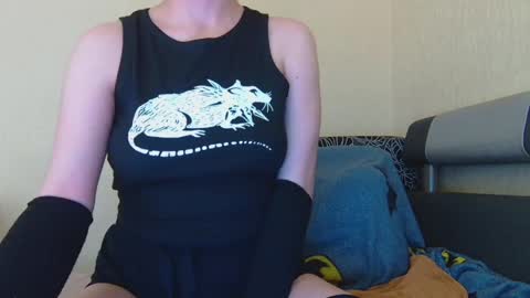 AliceWoolfy online show from May 22, 11:10 pm