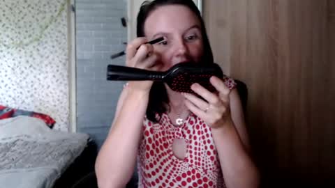 Snapshot of alicexbaby chatting on June 23, 8:01 am Alicexbaby online show from June 23, 8:01 am
