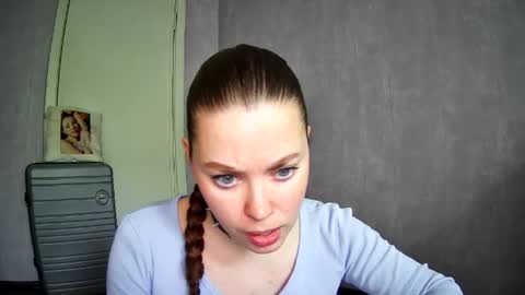 AlicexFresh online show from May 13, 6:33 am