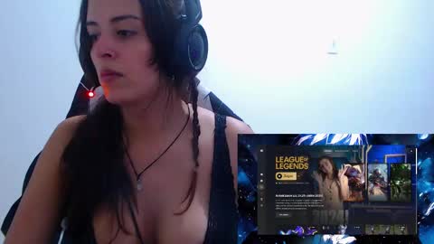 Snapshot of aliceyuuki chatting on December 17, 11:16 pm Alice alice yuuki online show from December 17, 11:16 pm