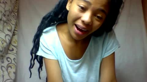 Snapshot of alicia9794 chatting on June 23, 6:50 pm alicia9794 online show from June 23, 6:50 pm