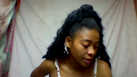 Snapshot of alicia9794 chatting on July 10, 9:56 am alicia9794 online show from July 10, 9:56 am