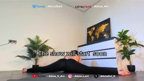 Snapshot of alicia_art_ chatting on May 22, 4:12 pm Alicia online show from May 22, 4:12 pm