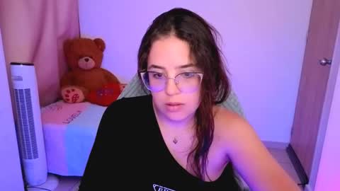 alison online show from April 16, 9:39 pm