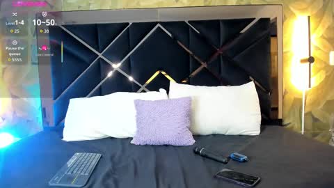 Alice  online show from September 21, 4:14 am