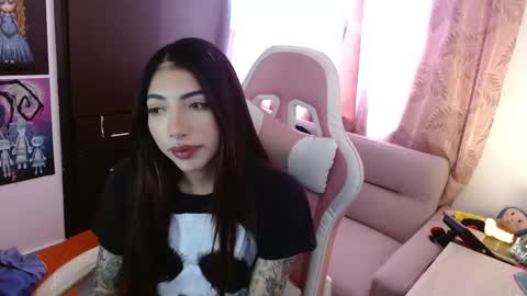 ALICIA  online show from October 3, 6:38 pm