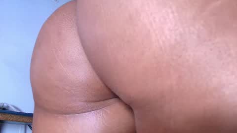 Alicia Kyse  online show from January 15, 9:02 am