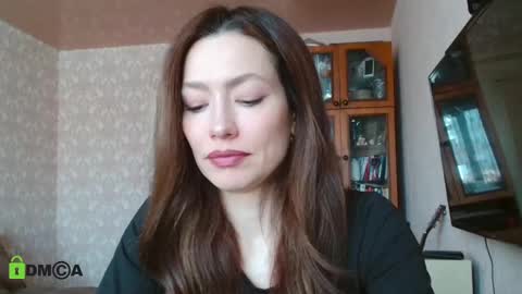 Snapshot of alicia_savory chatting on March 5, 4:24 am Alicia online show from March 5, 4:24 am